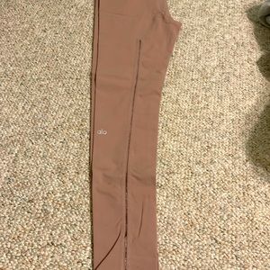ALO leggings like new size L